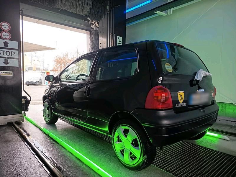Gebraucht Renault Twingo 58 PS (42 kW) 2001 Schwarz Kleinwagen