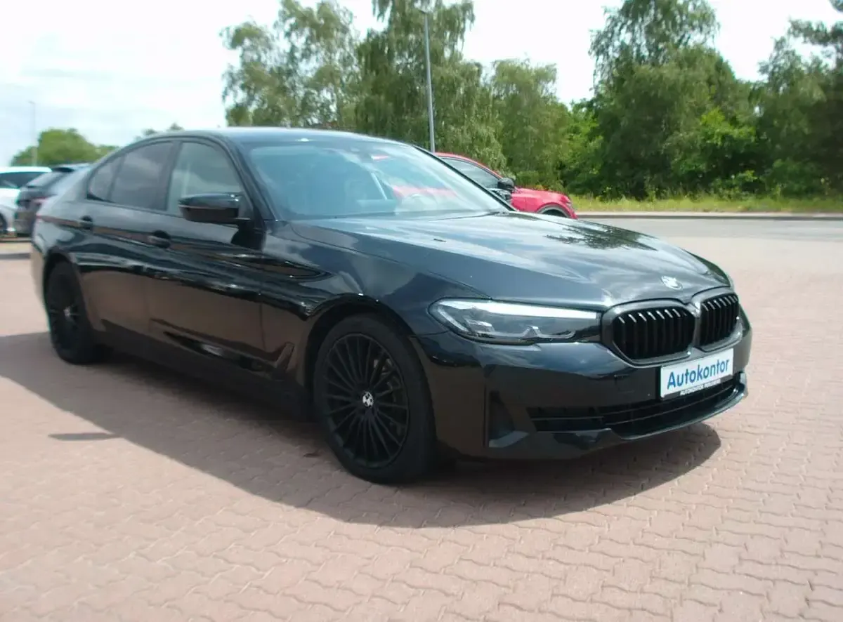 Gebraucht BMW 520 Shadowline 190 PS (139 kW) 2021 Schwarz Limousine