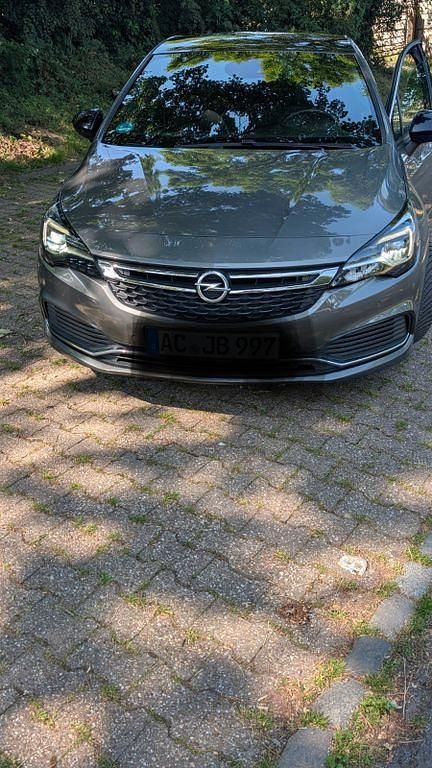 Gebraucht Opel Astra Innovation 150 PS (110 kW) 2018 Grau Limousine