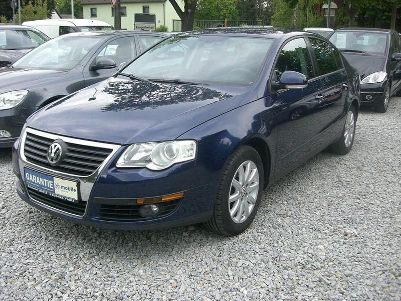 Gebraucht VW Passat Trendline 102 PS (75 kW) 2007 Blau Limousine