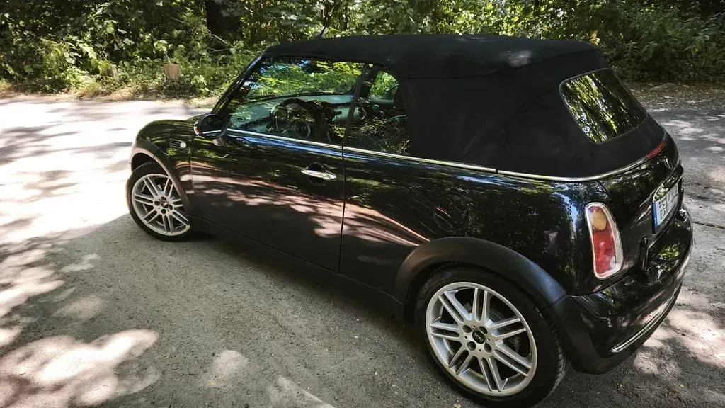Gebraucht Mini Cooper Cabriolet 116 PS (85 kW) 2007 Schwarz Cabrio
