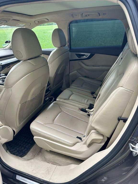 Gebraucht Audi Q7 Ambiente 272 PS (200 kW) 2015 Braun SUV