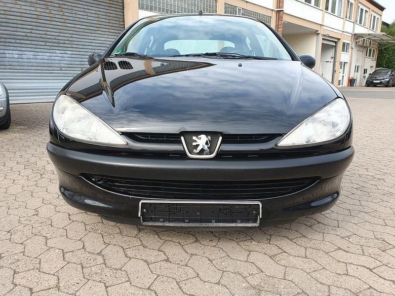 Gebraucht Peugeot 206 Filou 60 PS (44 kW) 2003 Schwarz Limousine