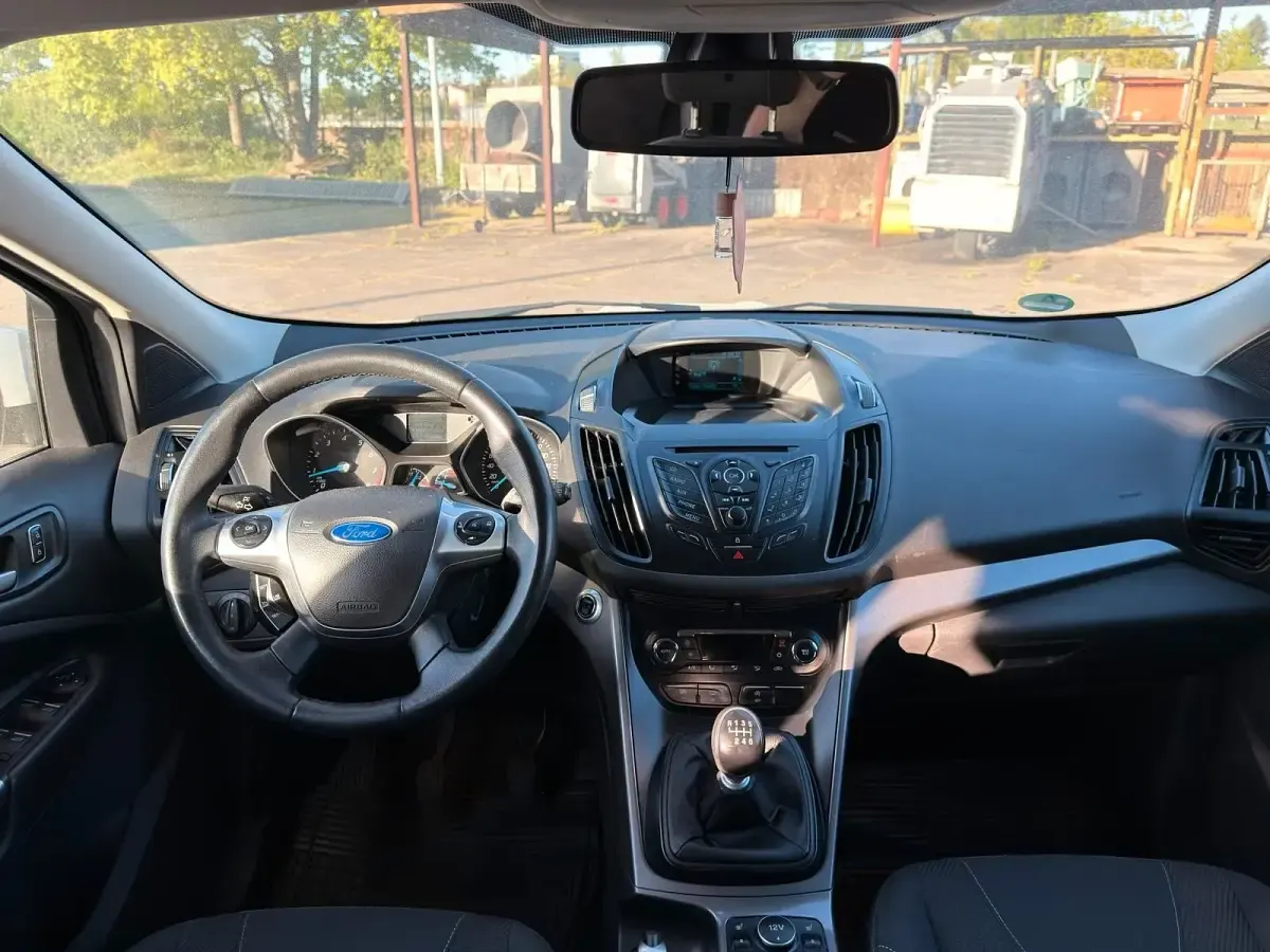 Gebraucht Ford Kuga 2015 Weiß SUV