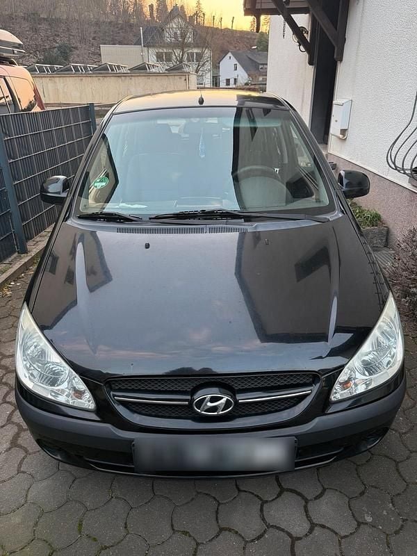 Second-hand Hyundai Getz 67 CP (49 kW) 2009 Negru Hatchback