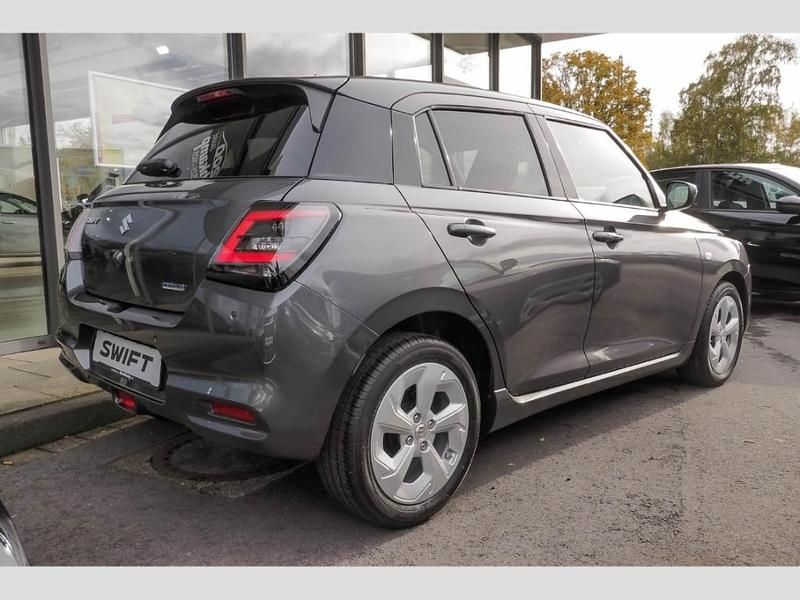 Neu Suzuki Swift Comfort 83 PS (61 kW) 2025 Grau Kleinwagen