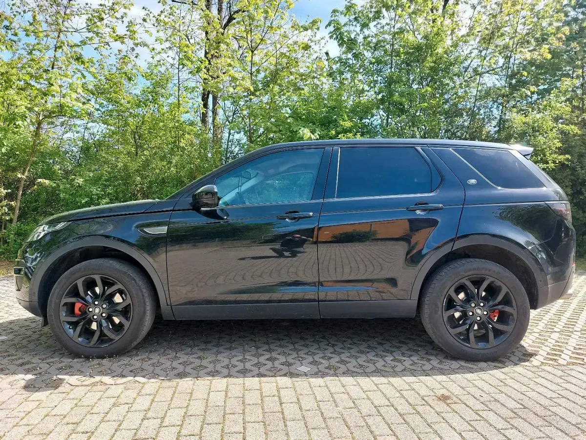Gebraucht Land Rover Discovery Sport SE 180 PS (132 kW) 2016 Schwarz SUV