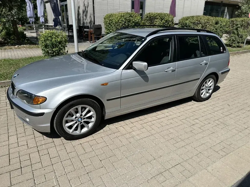 Gebraucht BMW 316 116 PS (85 kW) 2002 Silber Kombi