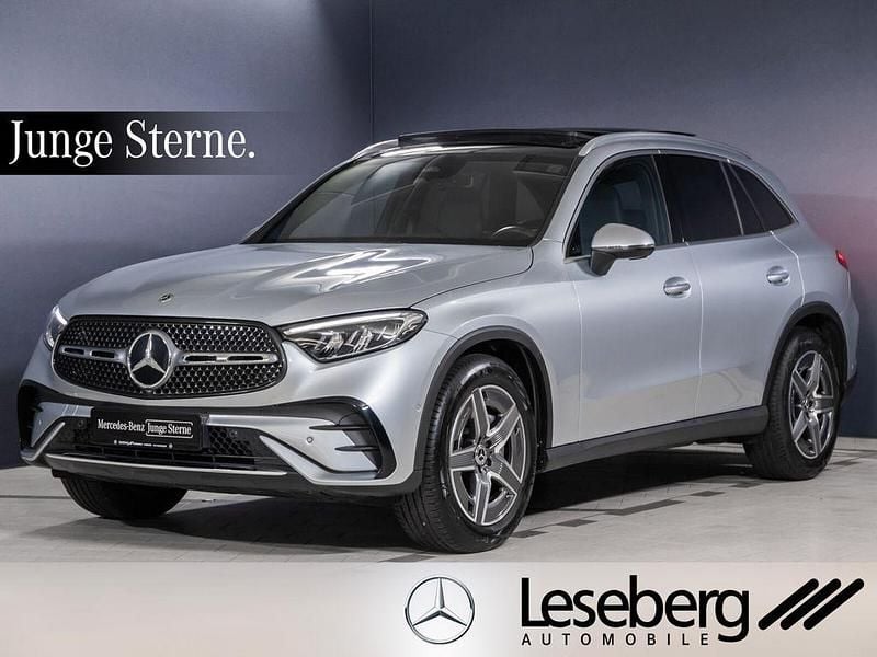 Hightechsilber Gebraucht 2023 Mercedes GLC300 AMG SUV | 60.480 € (Guter Preis) - Bild 1/4