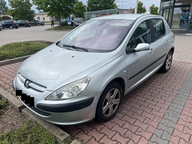 Silber Gebraucht 2003 Peugeot 307 Limousine | 990 € (Superpreis) - Bild 1/3