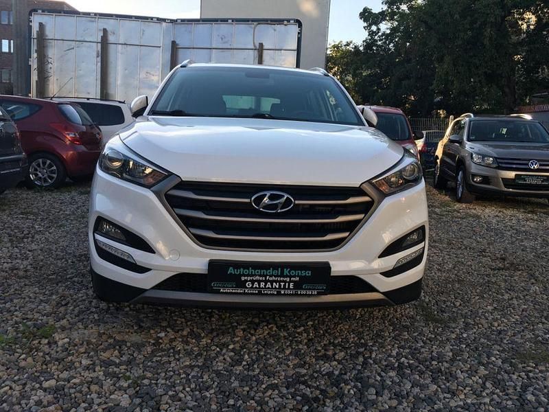 Gebraucht Hyundai Tucson 141 PS (103 kW) 2016 Weiß SUV