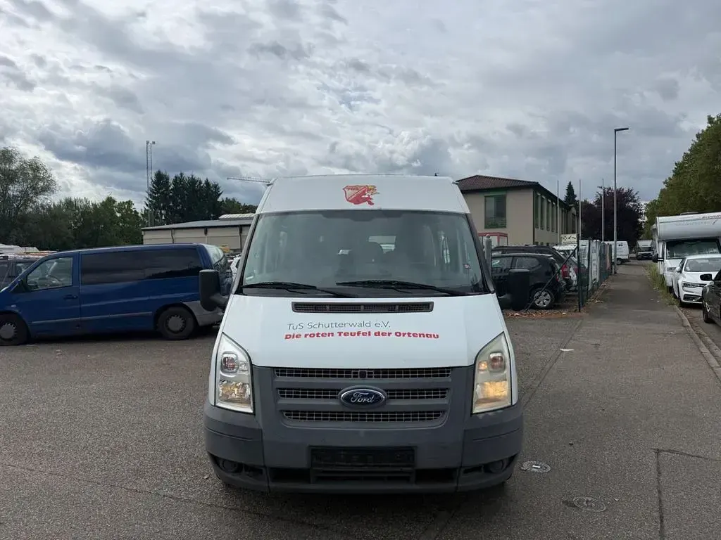 Gebraucht Ford 300 125 PS (91 kW) 2013 Weiß Kombi