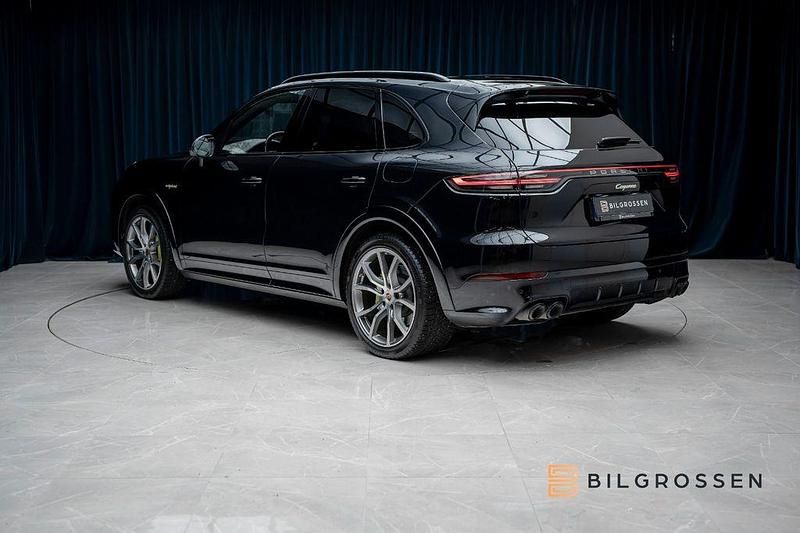Gebraucht Porsche Cayenne 462 PS (339 kW) 2022 Schwarz SUV
