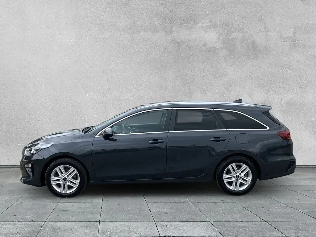 Usado Kia Ceed Platinum Edition 160 CV (117 kW) 2021 Gris Utilitario