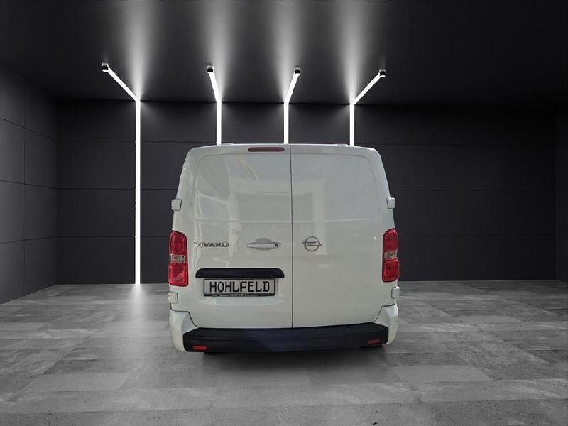 Gebraucht Opel Vivaro Elegance 144 PS (105 kW) 2022 Weiß Van / Kleinbus