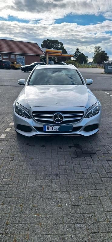 Gebraucht 2015 Mercedes C200 Limousine | 8.400 € - Bild 1/4