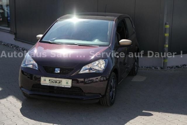 Gebraucht Seat Mii Cosmopolitan 60 PS (44 kW) 2017 Schwarz metallic Kleinwagen