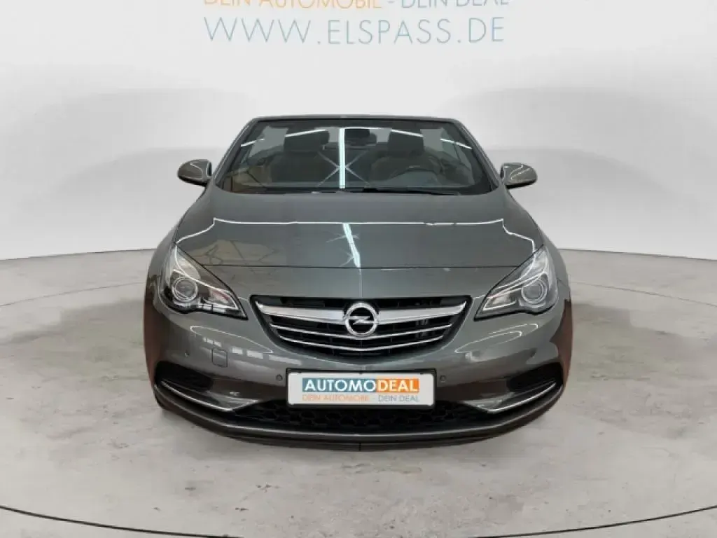 Gebraucht Opel Cascada Edition 140 PS (102 kW) 2017 Grau Cabrio
