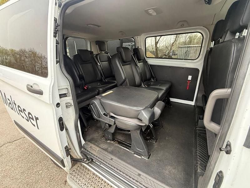 Używany Ford Transit Trend 105 KM (77 kW) 2019 Biały Kombi