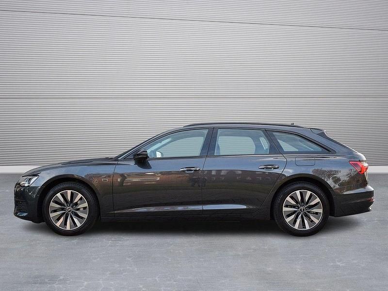 Gebraucht Audi A6 Sport 299 PS (219 kW) 2022 Grau Kombi