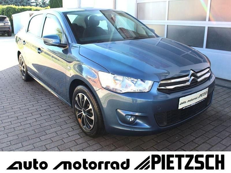 Blau Gebraucht 2016 Citroën C-Elysee I PureTech Limousine | 7.700 € (Etwas zu teuer) - Bild 1/4