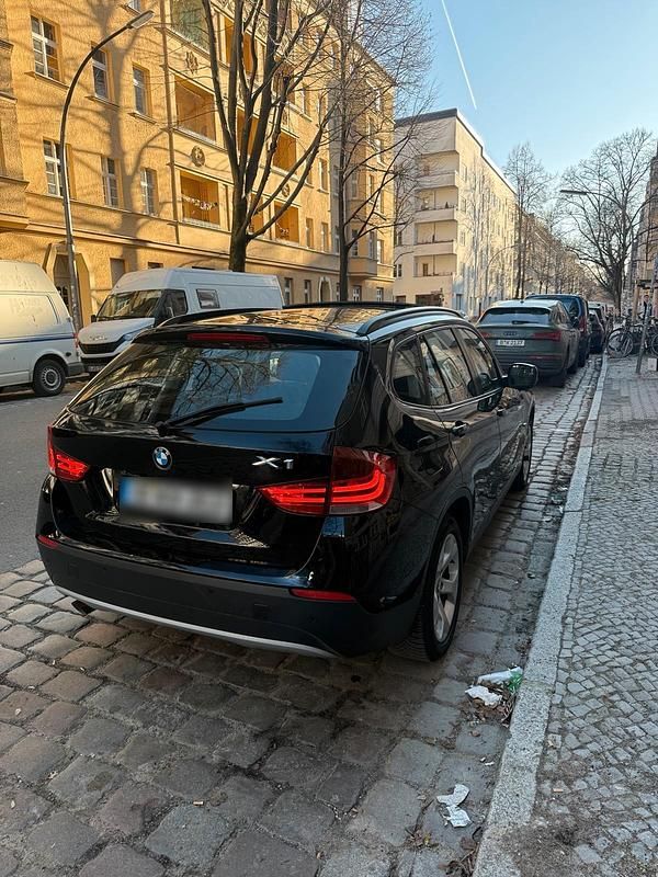 Gebraucht BMW X1 177 PS (130 kW) 2010 Schwarz SUV