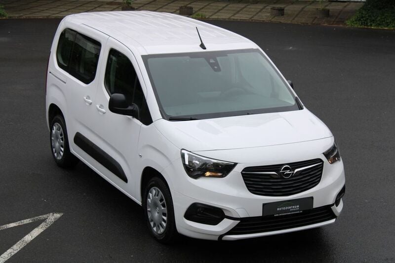 Weiß Gebraucht 2021 Opel Combo Life Edition Van / Kleinbus | 16.490 € (Guter Preis) - Bild 1/4