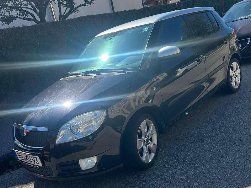 Schwarz Gebraucht 2009 Skoda Fabia Kleinwagen | 3.300 € (Fairer Preis) - Bild 1/4