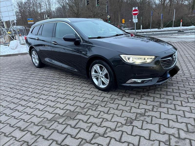 Gebraucht Opel Insignia Dynamic 136 PS (100 kW) 2018 Schwarz Kombi