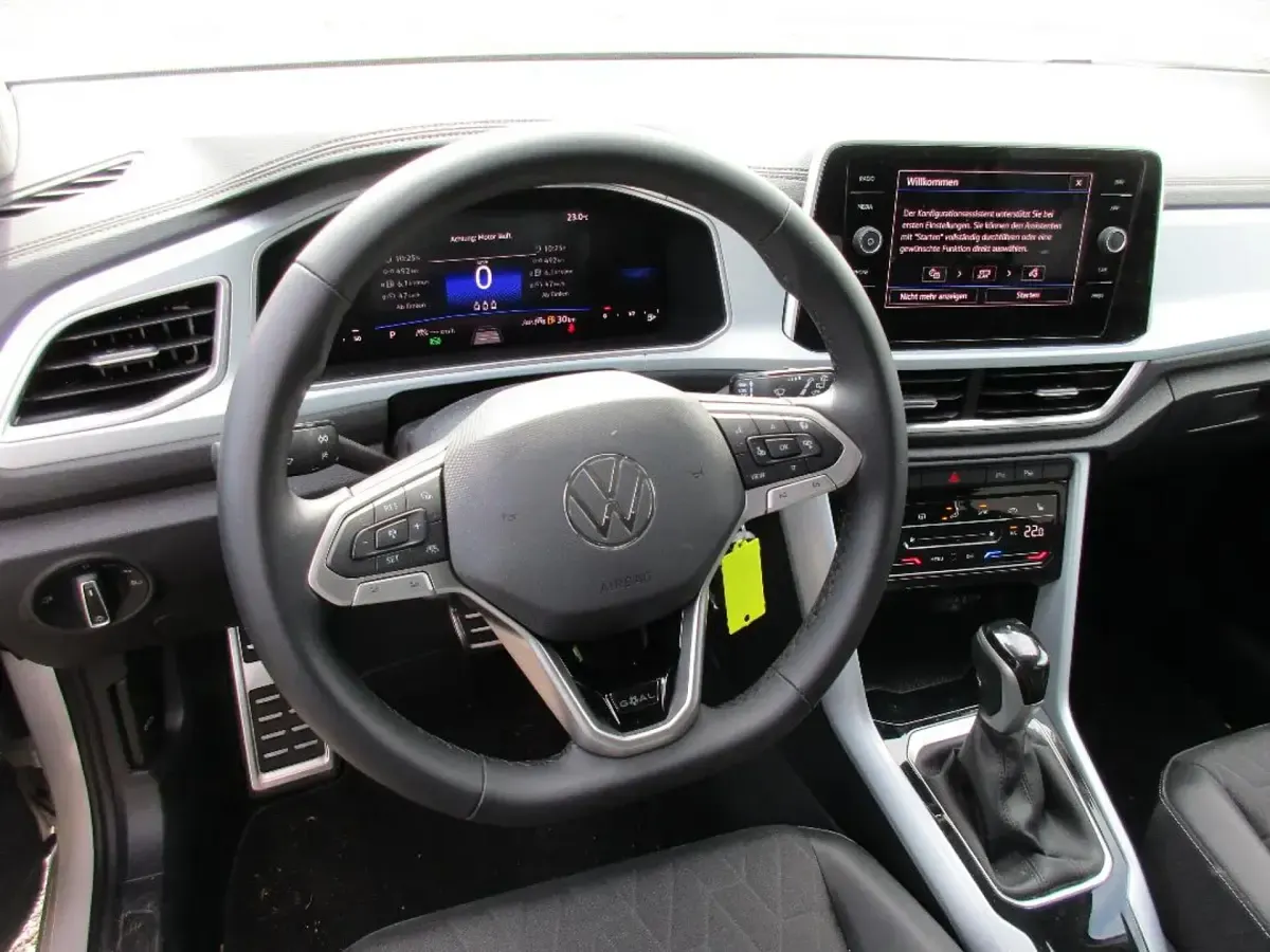 Gebraucht VW T-Roc Goal 150 PS (110 kW) 2025 Ascotgrau SUV