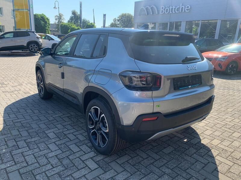 Gebraucht Jeep Avenger Summit 101 PS (74 kW) 2024 Met grey evoluzione (vr519/a) SUV