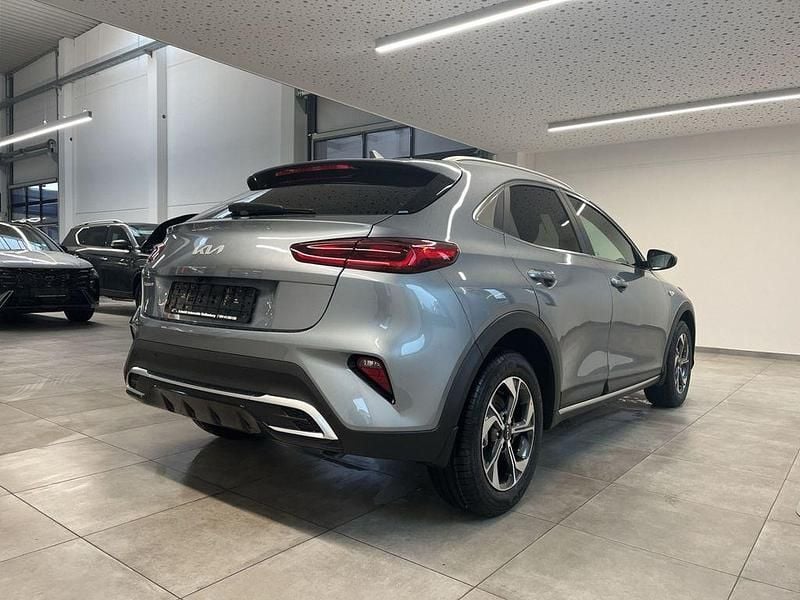 Neu Kia XCeed Vision 150 PS (110 kW) 2026 Lunar silver SUV