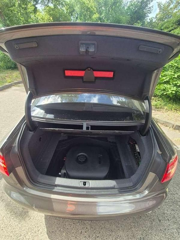 Gebraucht Audi A6 190 PS (139 kW) 2014 Grau Limousine