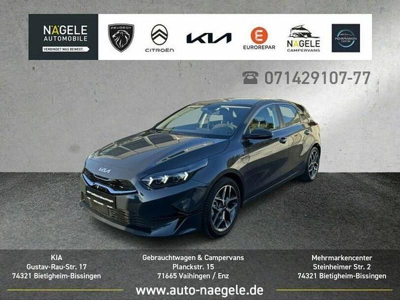 Gebraucht Kia Ceed Spirit 140 PS (102 kW) 2025 Grau Kleinwagen