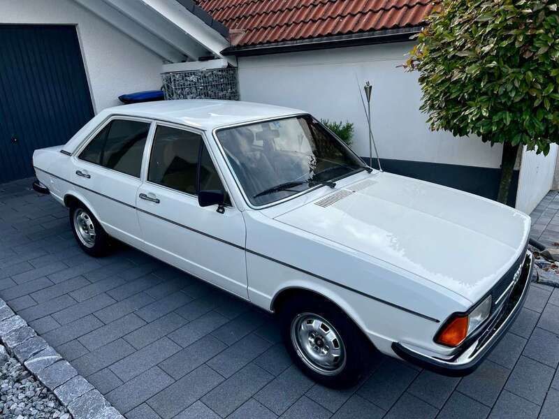 Weiß Gebraucht 1978 Audi 80 Limousine | 3.800 € - Bild 1/4