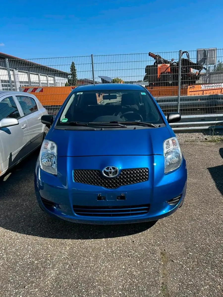 Gebraucht Toyota Yaris 69 PS (50 kW) 2008 Blau Kleinwagen