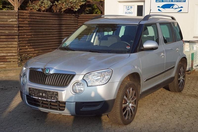 Gebraucht Skoda Yeti Active 105 PS (77 kW) 2013 Silber SUV