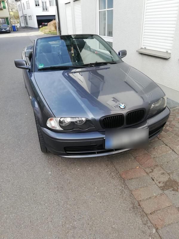 Gebraucht BMW 318 Cabriolet 105 PS (77 kW) 2002 Grau Cabrio