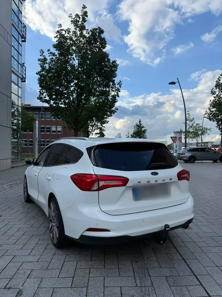 Gebraucht Ford Focus 120 PS (88 kW) 2019 Kombi