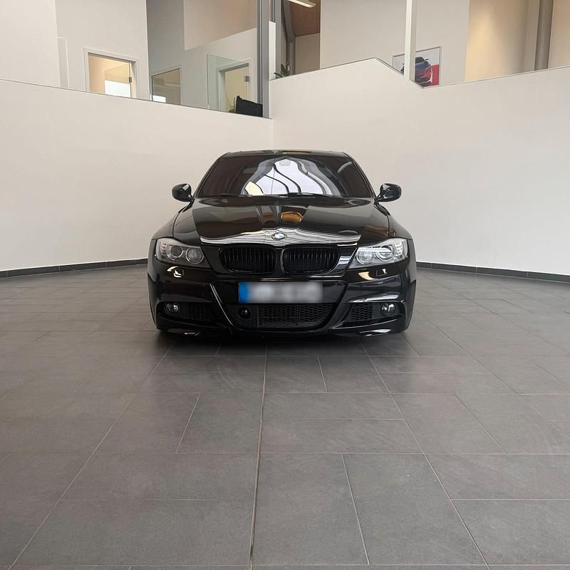 Gebraucht BMW 325 M Performance 220 PS (161 kW) 2009 Schwarz Limousine