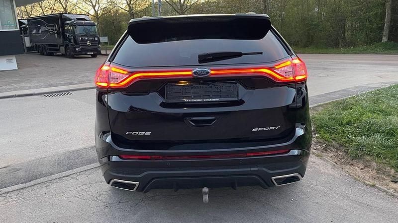 Second-hand Ford Edge Sport 209 CP (153 kW) 2017 Negru SUV