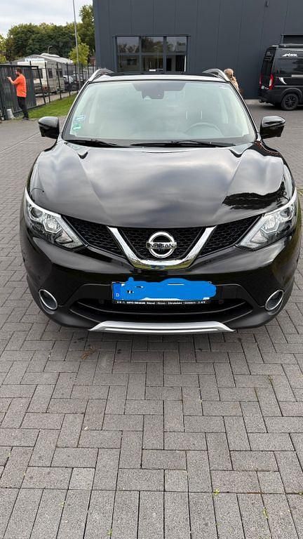 Schwarz Gebraucht 2017 Nissan Qashqai Black Edition SUV | 13.900 € (Fairer Preis) - Bild 1/4