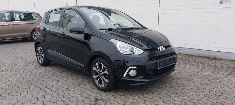 Schwarz Gebraucht 2016 Hyundai i10 Style Kleinwagen | 4.899 € (Guter Preis) - Bild 1/4