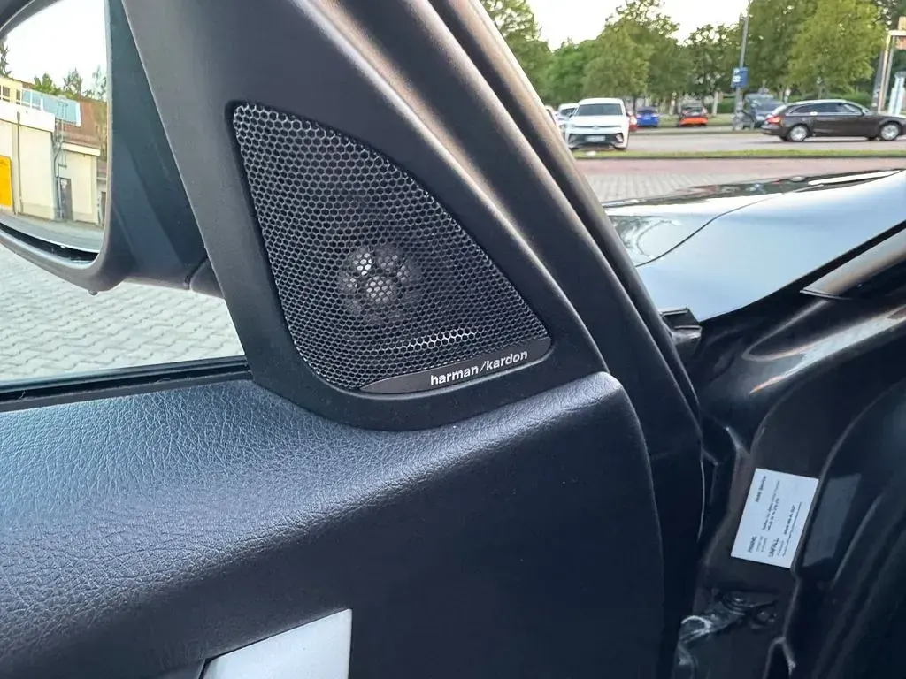 Gebraucht BMW 320 Cabriolet Performance 184 PS (135 kW) 2012 Grau Cabrio