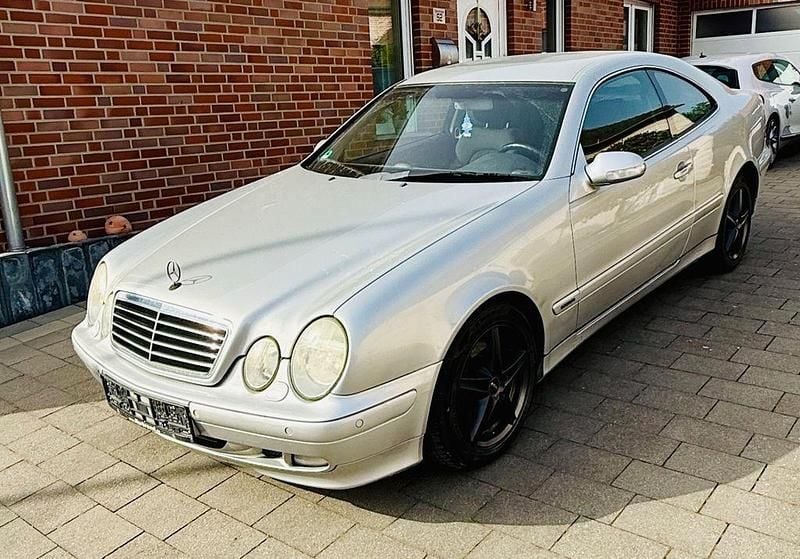 Gebraucht Mercedes CLK320 Elegance 218 PS (160 kW) 2000 Silber Coupé