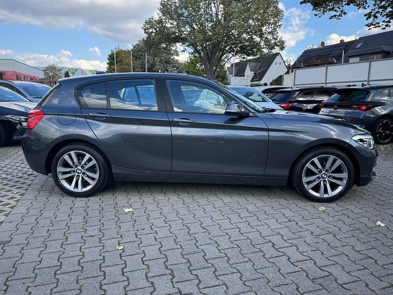 Gebraucht BMW 118 Advantage 136 PS (100 kW) 2018 Mineralgrau Kleinwagen