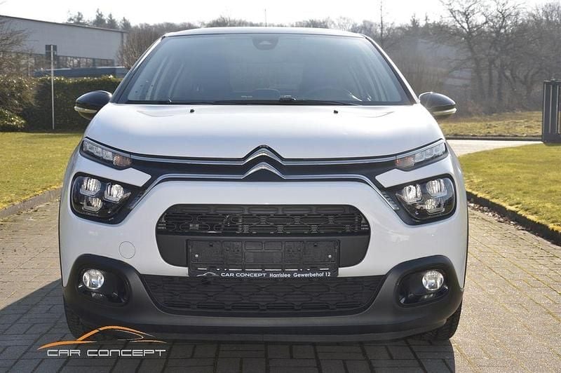 Gebraucht Citroën C3 Shine 83 PS (61 kW) 2023 Weiß Kleinwagen