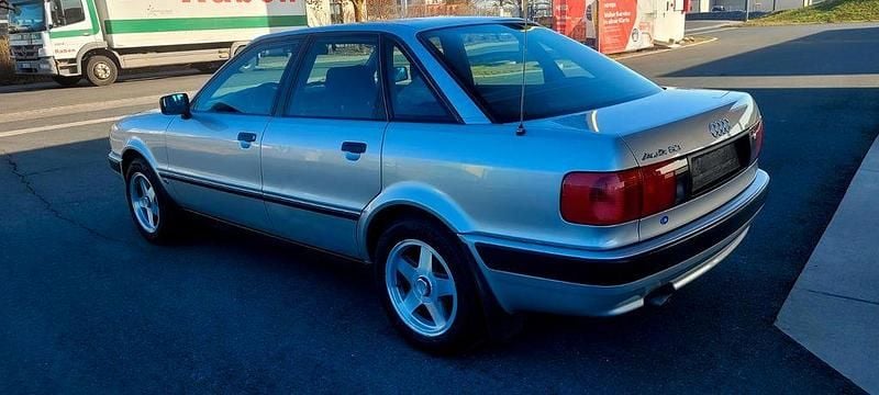 Second-hand Audi 80 90 CP (66 kW) 1992 Gri Berlinǎ