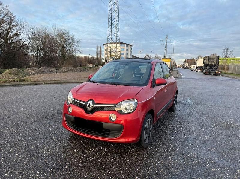 Rot Gebraucht 2016 Renault Twingo Liberty Kleinwagen | 6.199 € (Fairer Preis) - Bild 1/4