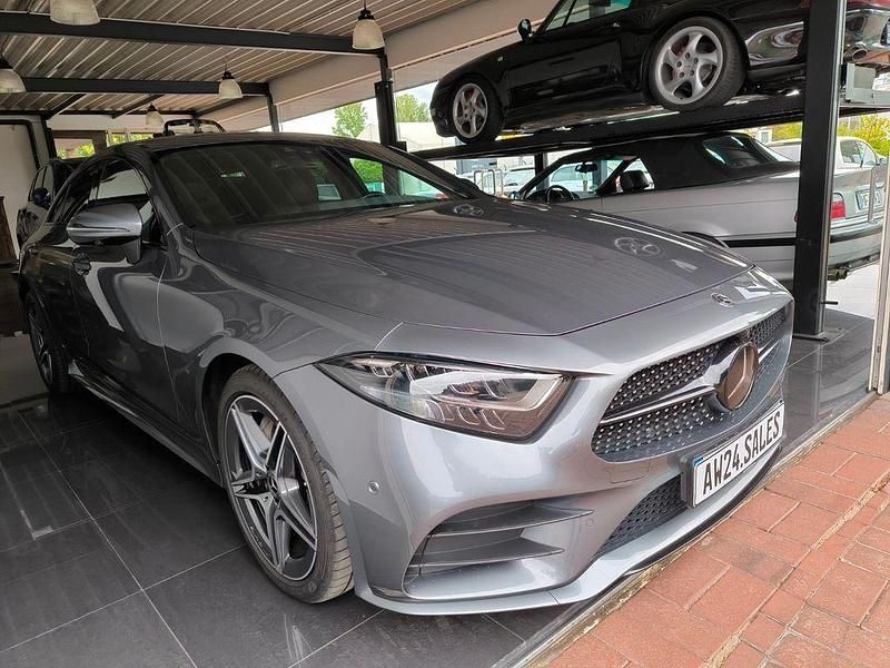 Grau Gebraucht 2018 Mercedes CLS400 AMG line Limousine | 39.495 € (Fairer Preis) - Bild 1/4
